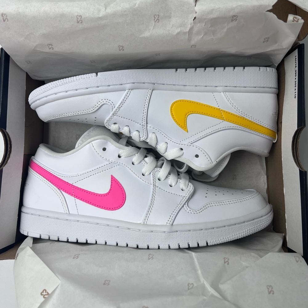 Jordan 1 Low “Sticker” a white with multi color logo
